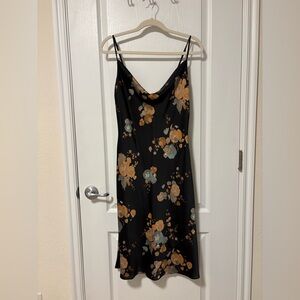 Aritzia Wilfred Black Floral Midi Dress